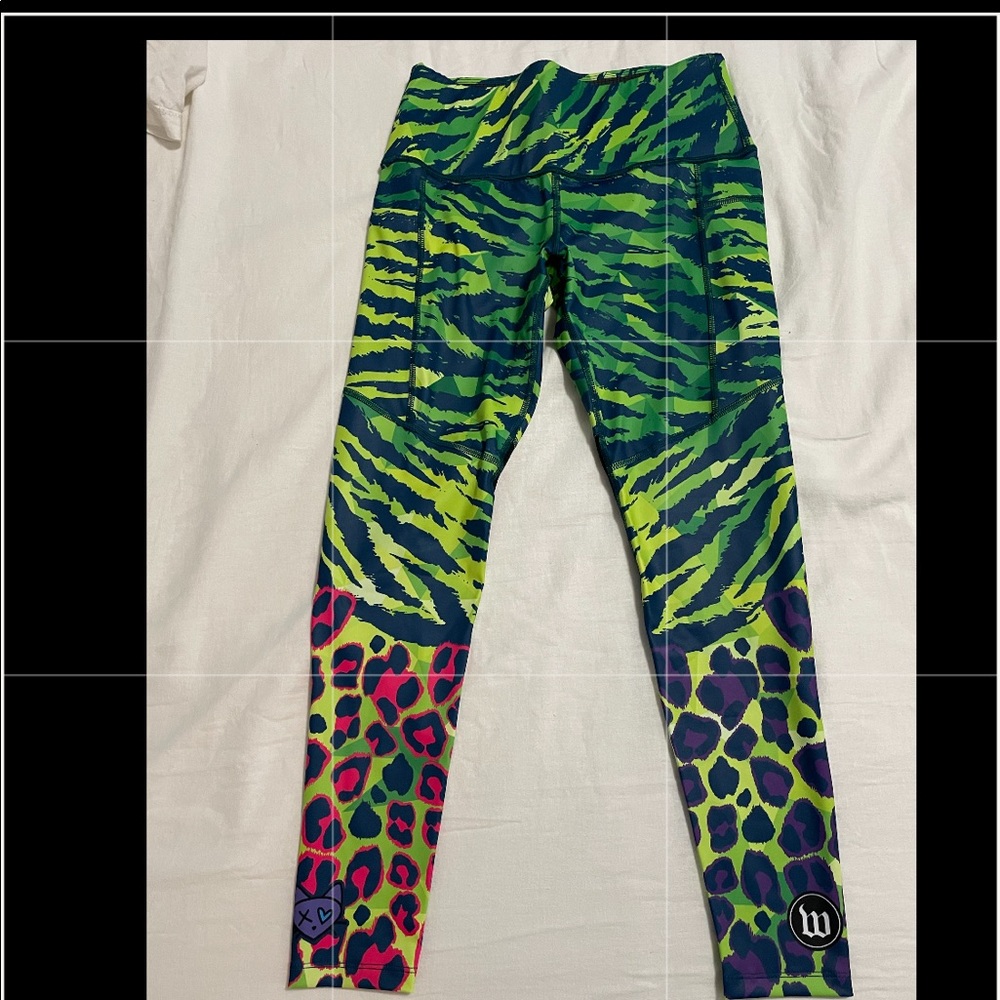Wattie Ink Run High Waist Tights Size Medium Super Kitty Animal Print Triathlon